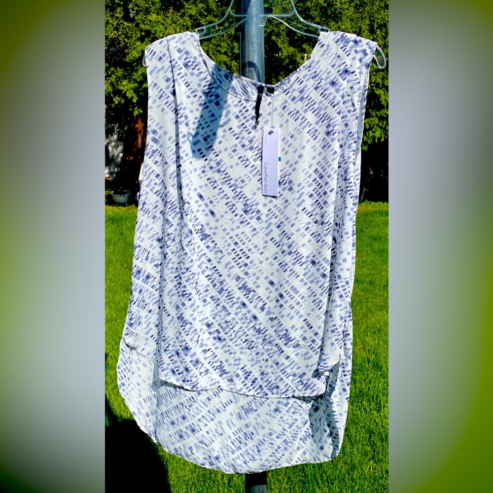 NEW Calvin Klein Sleevless Blouse white gray Abstract Print Sheer Flowing hi-low